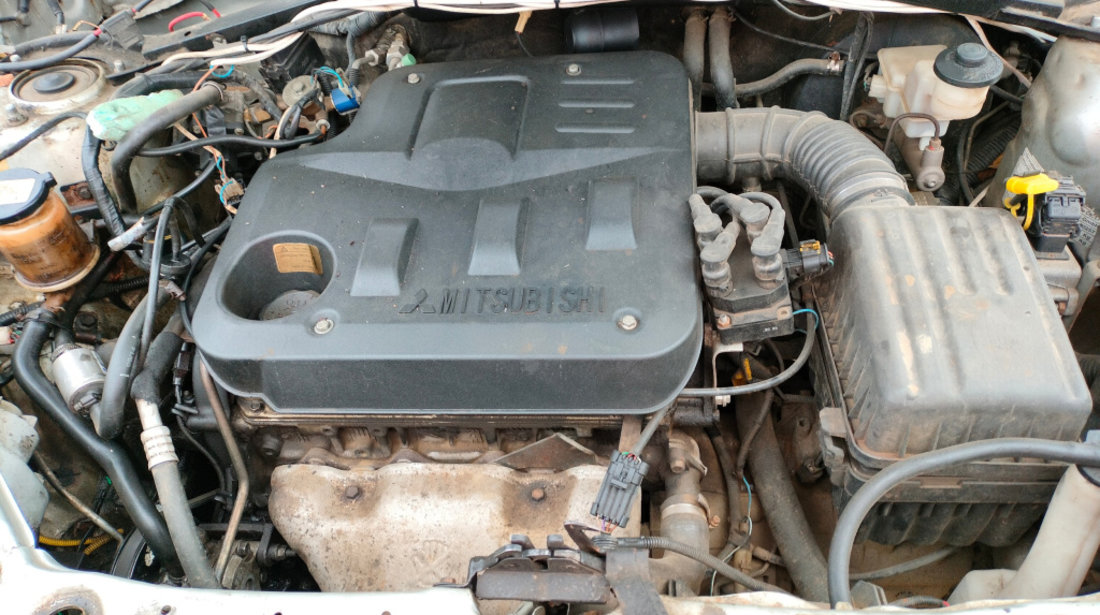 Dezmembrez Toyota RAV 4 Mk 2 2000 - 2005