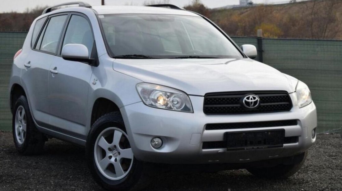 Dezmembrez Toyota Rav4 , 2.2 D-CAT 2007