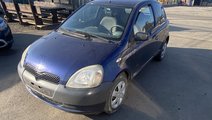 Dezmembrez Toyota Yaris 1.0i 2000