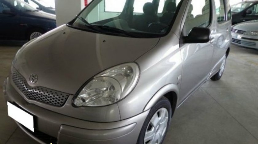 Dezmembrez Toyota Yaris Verso 2004 1 4 D 4D 55kw 74cp