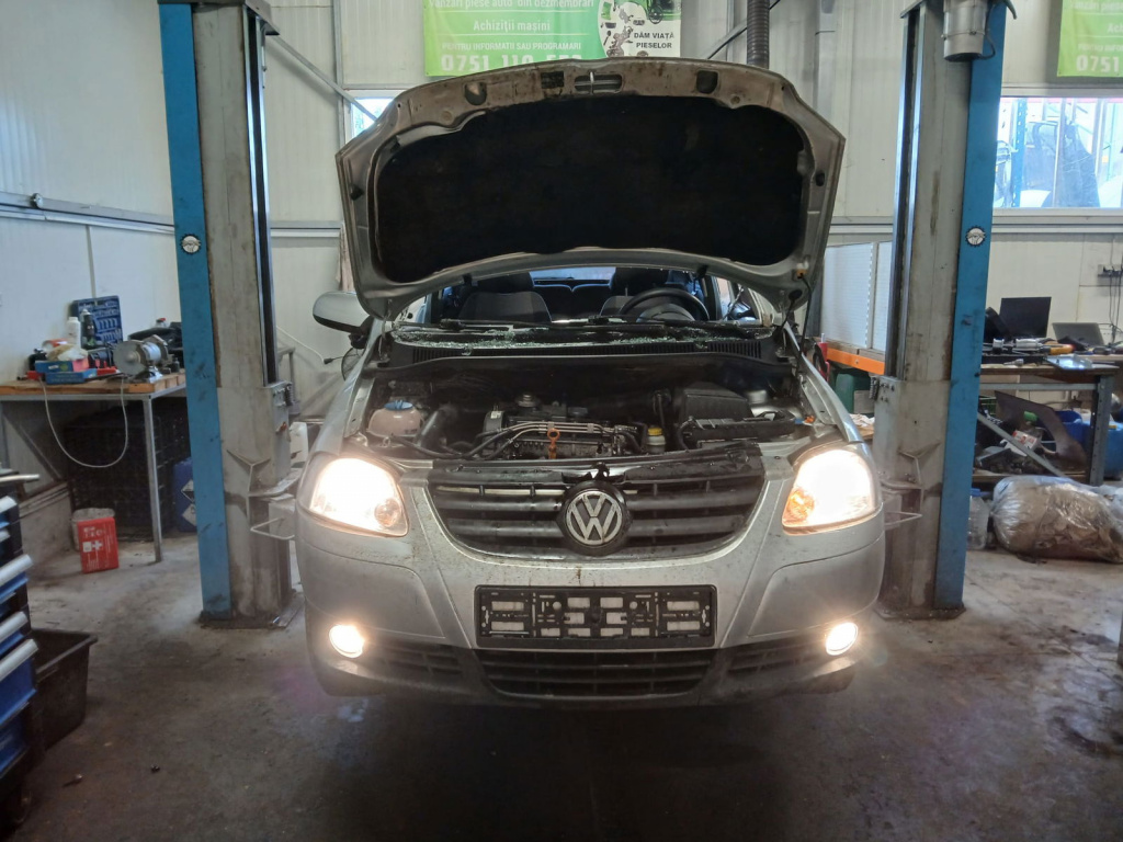 Dezmembrez Volkswagen Fox (5Z1, 5Z3) [Fabr 2003-2011]