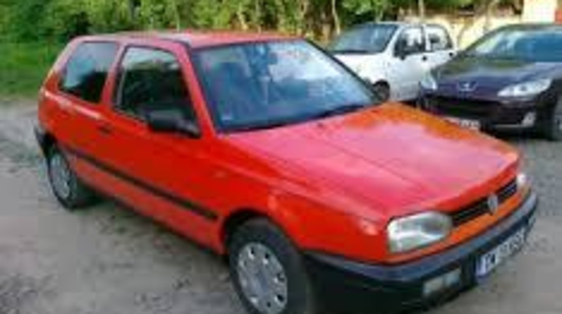 Dezmembrez Volkswagen Golf 1.6 benzina