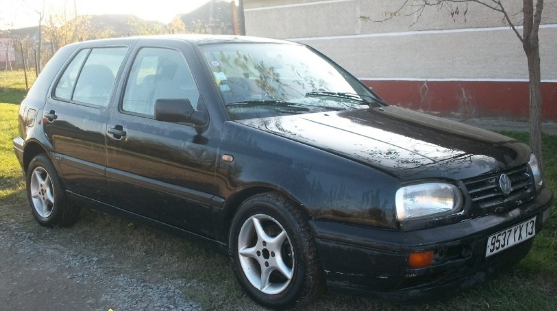 Dezmembrez Volkswagen Golf 3 1 9 Tdi an 1995 Trimit piese prin servicii de curierat oriunde in tara