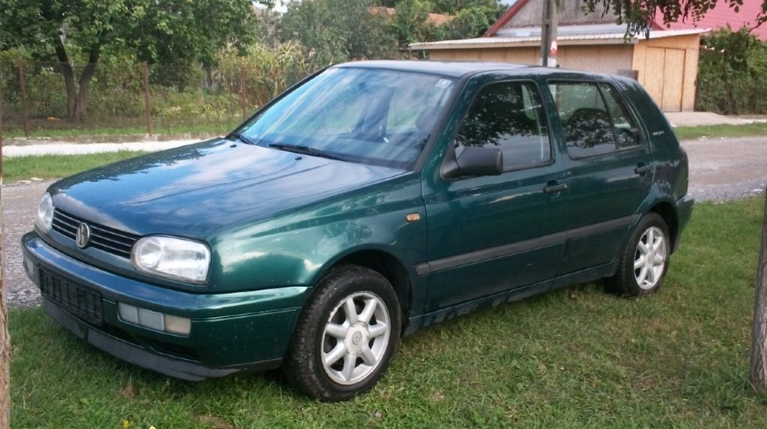 Dezmembrez Volkswagen Golf 3 motor 1 8 benzina an 1996