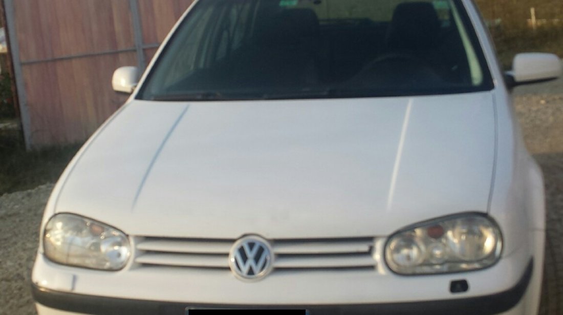 Dezmembrez Volkswagen Golf 4 1 9TDI 1999