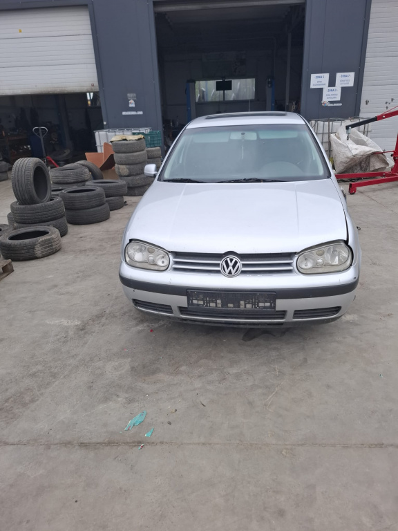 Dezmembrez Volkswagen Golf 4 (1J1) [Fabr 1997-2004]