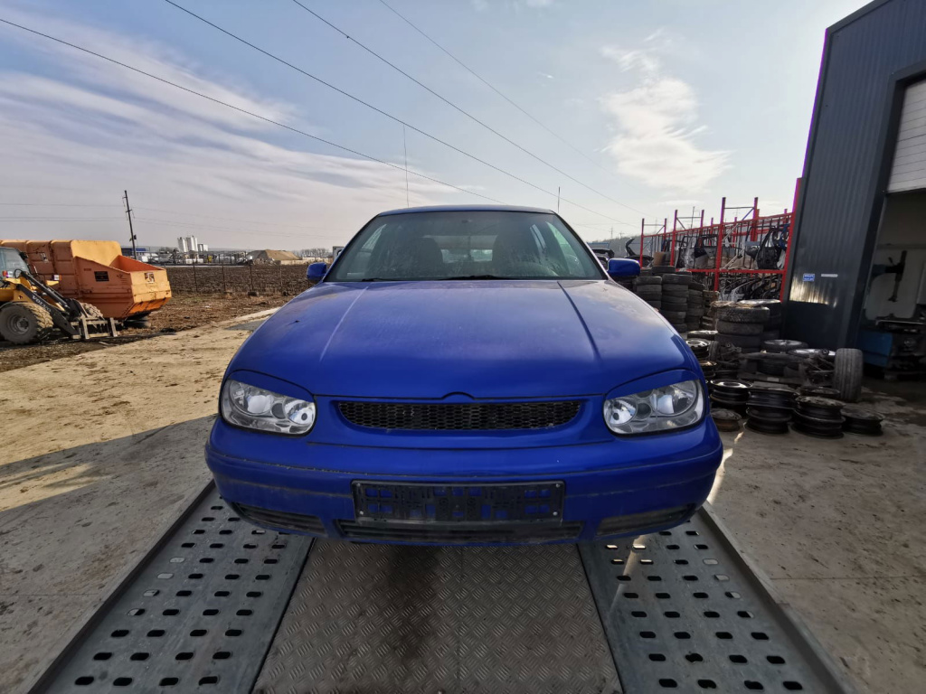 Dezmembrez Volkswagen Golf 4 (1J1) [Fabr 1997-2004]