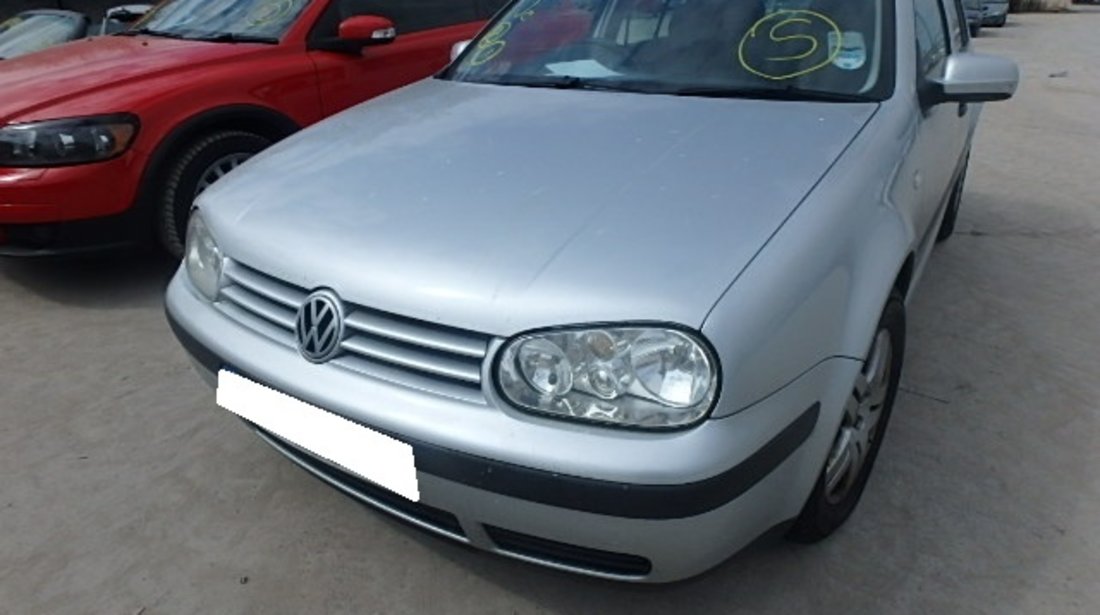 Dezmembrez VOLKSWAGEN GOLF 4, an fabr. 2004, 1.4i