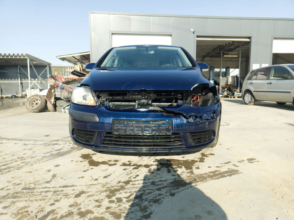 Dezmembrez Volkswagen Golf 5 Plus (5M1) [Fabr 2005-2008]