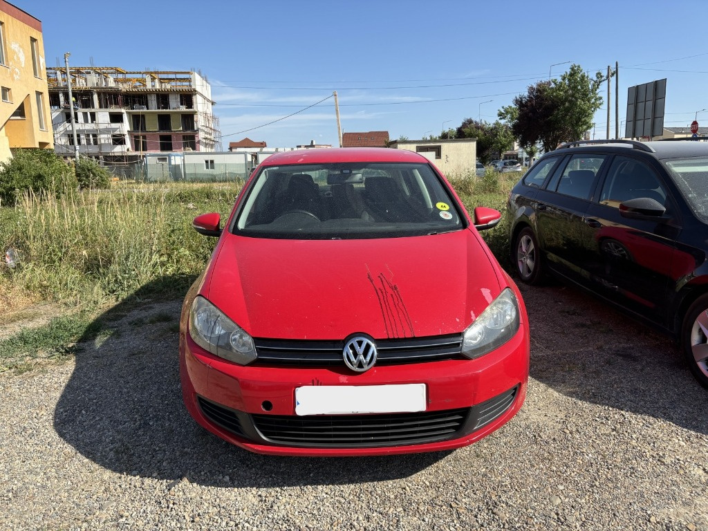 Dezmembrez Volkswagen Golf 6 (5K1) 1.6 TDI 2010, CAYC