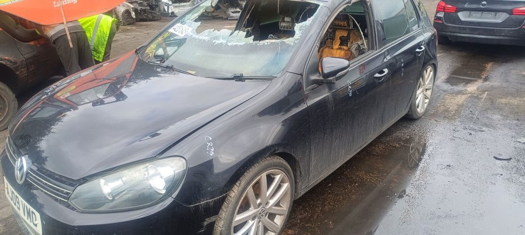 Dezmembrez Volkswagen Golf 6 (5K1) [Fabr 2009-2013]