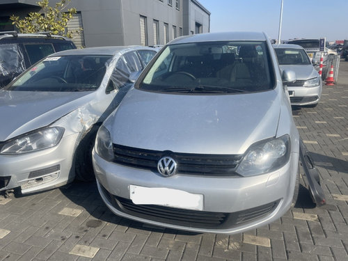 Dezmembrez Volkswagen Golf 6 Plus 1.6 TDI 2011, CAYC