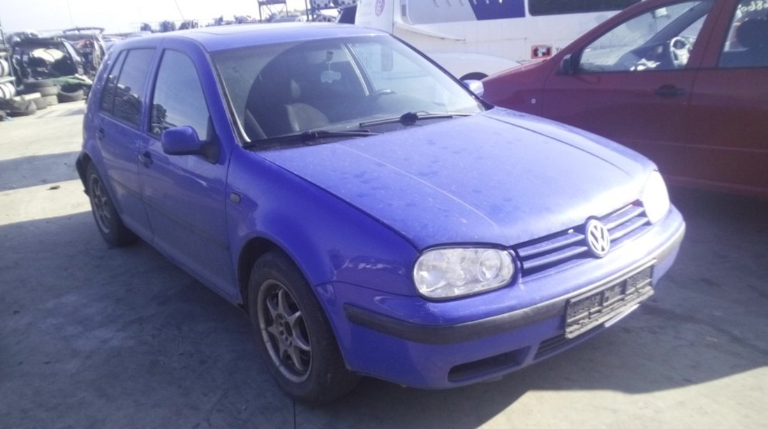 Dezmembrez Volkswagen Golf, an 1998