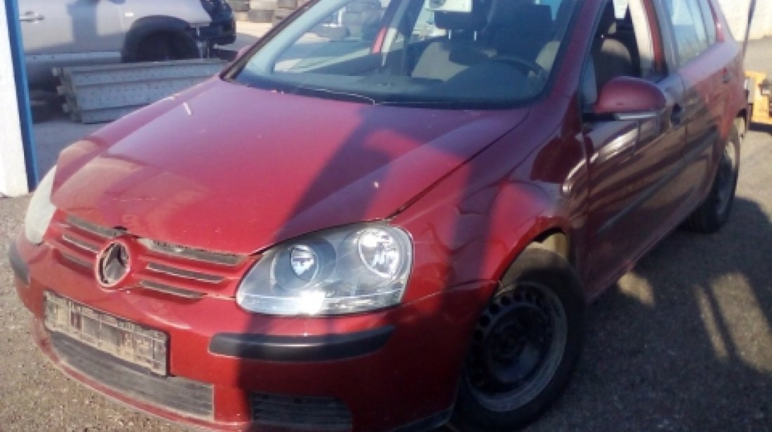 Dezmembrez Volkswagen Golf V, an 2005, motorizare 1.6 FSI