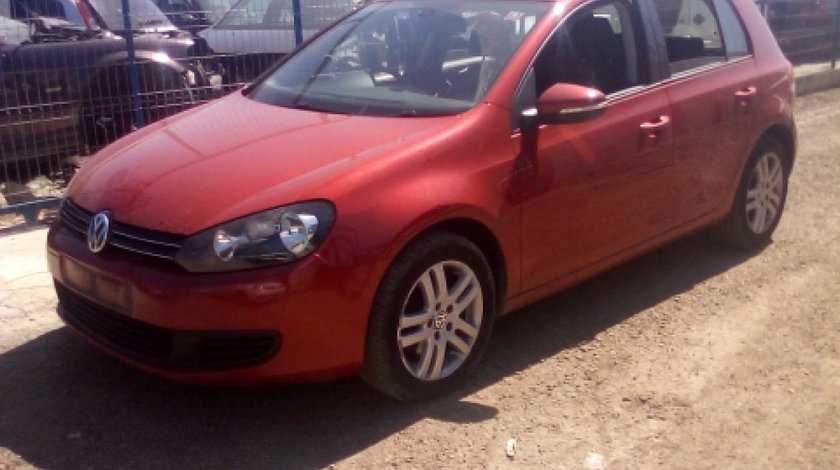 Dezmembrez Volkswagen Golf VI, an 2009, motorizare 2.0 TDI