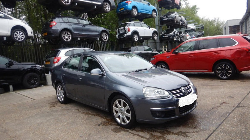 Dezmembrez Volkswagen Jetta 2008 SEDAN 1.9 TDI BXE