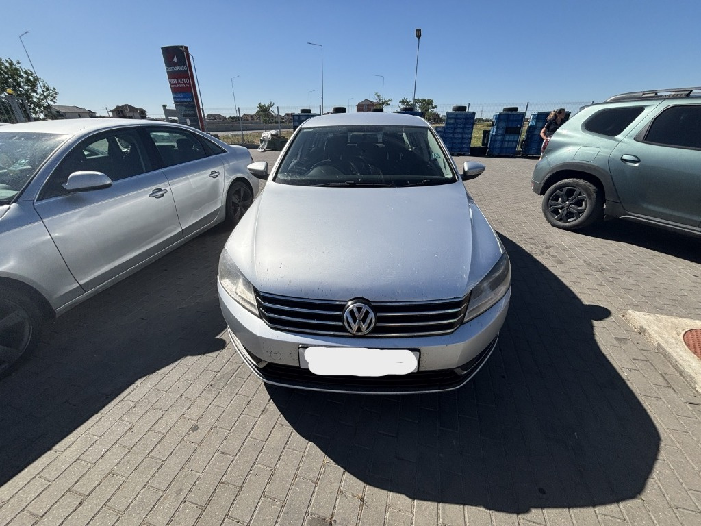 Dezmembrez Volkswagen Passat (362) 2.0 TDI 2013, CFFB