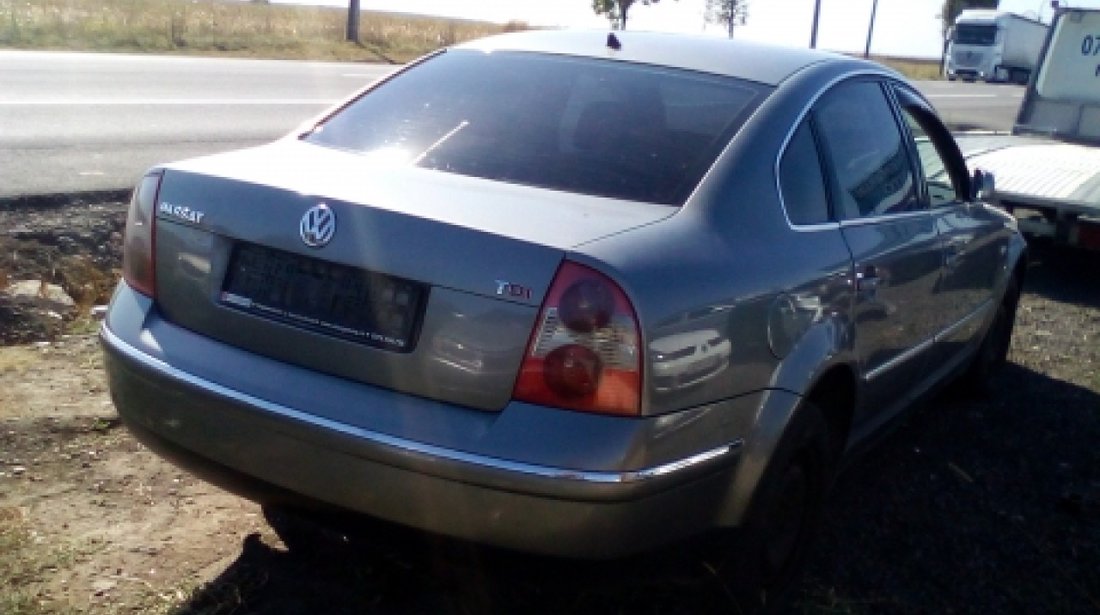 Dezmembrez Volkswagen Passat, an 2004, motorizare 1.9 TDI