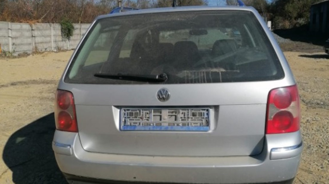 Dezmembrez Volkswagen Passat B5.5 motor 1.9 tdi AVB, faruri xenon