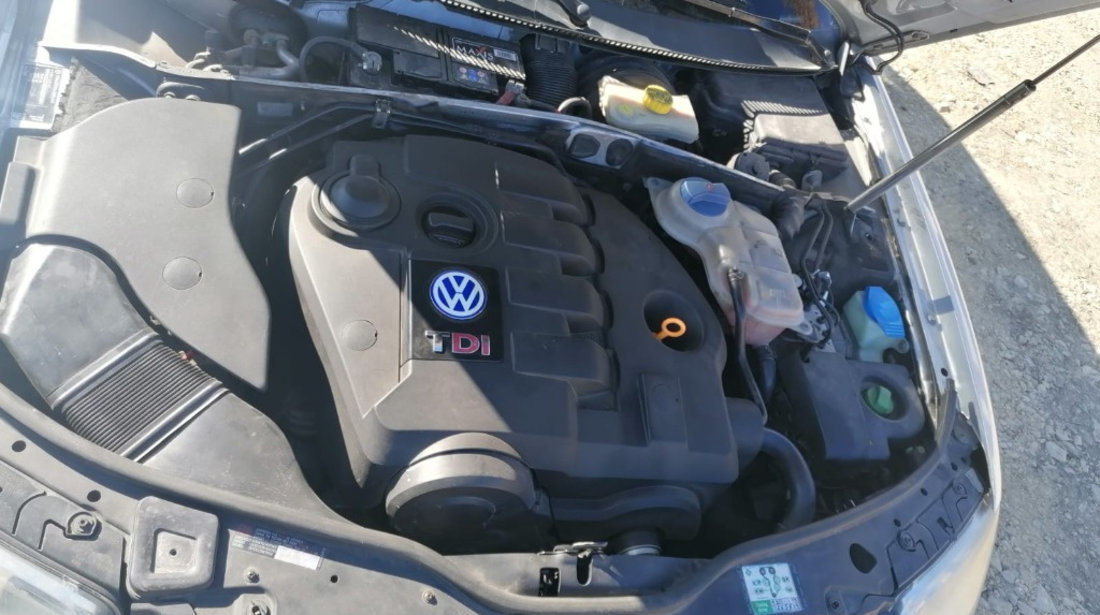Dezmembrez Volkswagen Passat B5.5 motor 1.9 tdi AVB, faruri xenon