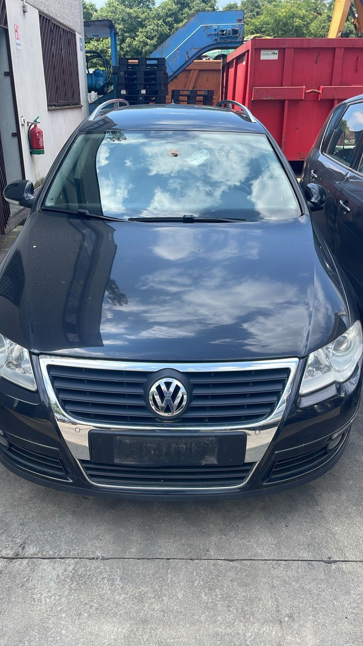 Dezmembrez Volkswagen Passat B6 2007 BMP 2.0 tdi