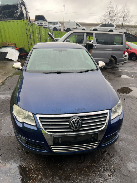 Dezmembrez Volkswagen Passat B6 (3C2) [Fabr 2005-2010]