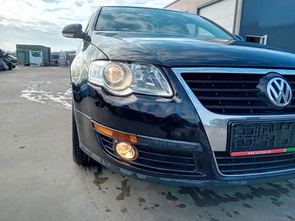 Dezmembrez Volkswagen Passat B6 (3C2) [Fabr 2005-2010]