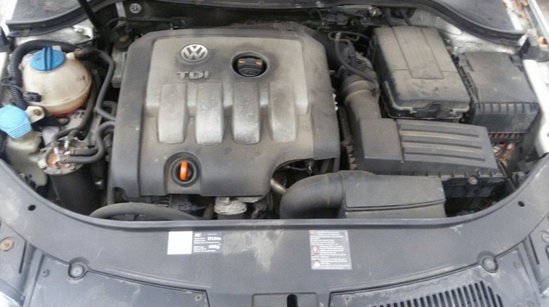 Dezmembrez Volkswagen Passat B6 an 2006, cod motor BKP