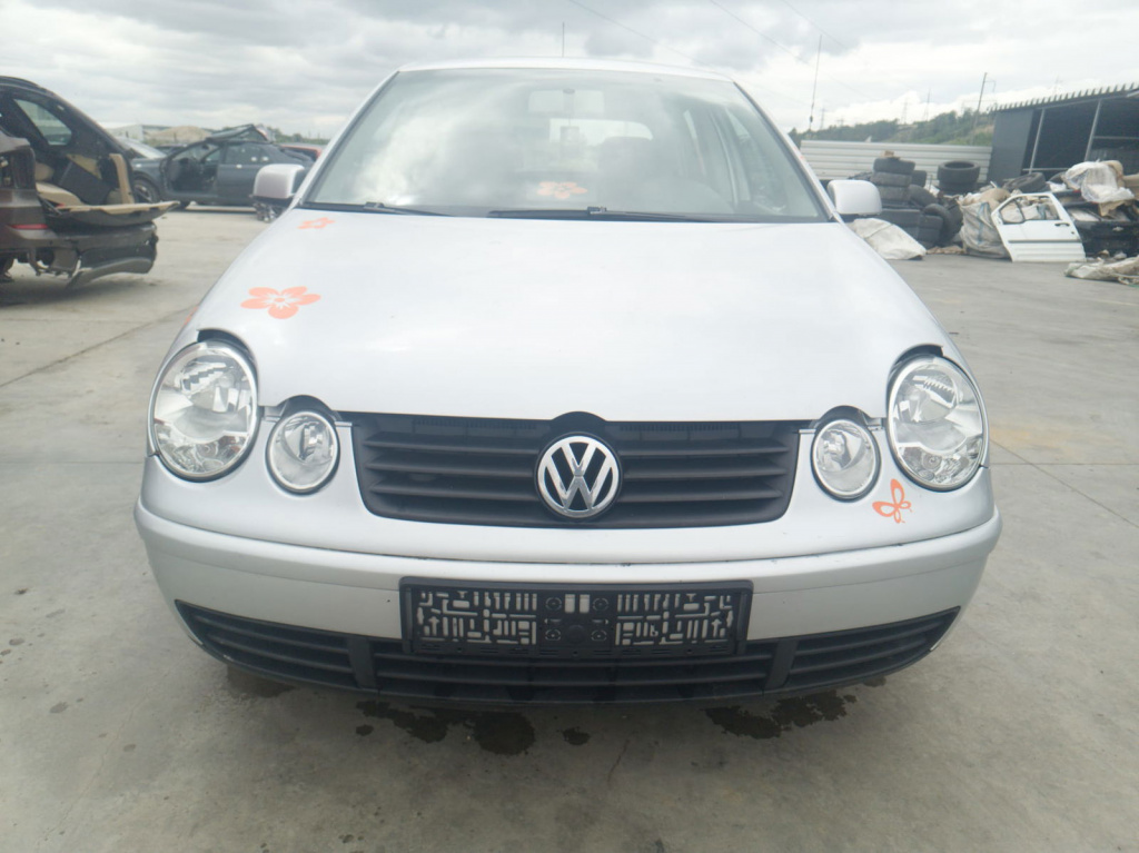 Dezmembrez Volkswagen Polo (9N) [Fabr 2001-2008]