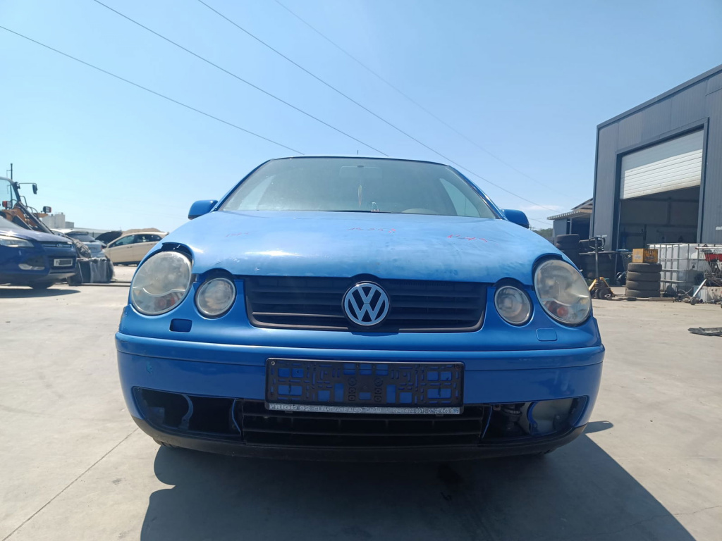 Dezmembrez Volkswagen Polo (9N) [Fabr 2001-2008]