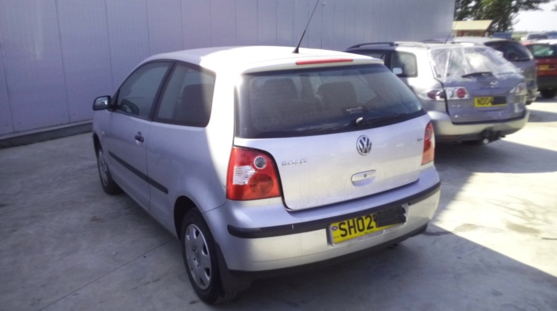 Dezmembrez Volkswagen Polo, an 2002