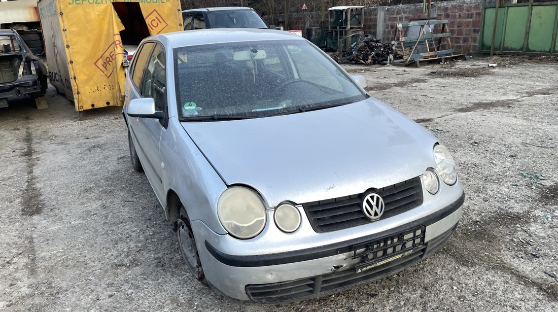 Dezmembrez Volkswagen Polo MK4 1.2 12V Benzina 2002 2003 2004 2005