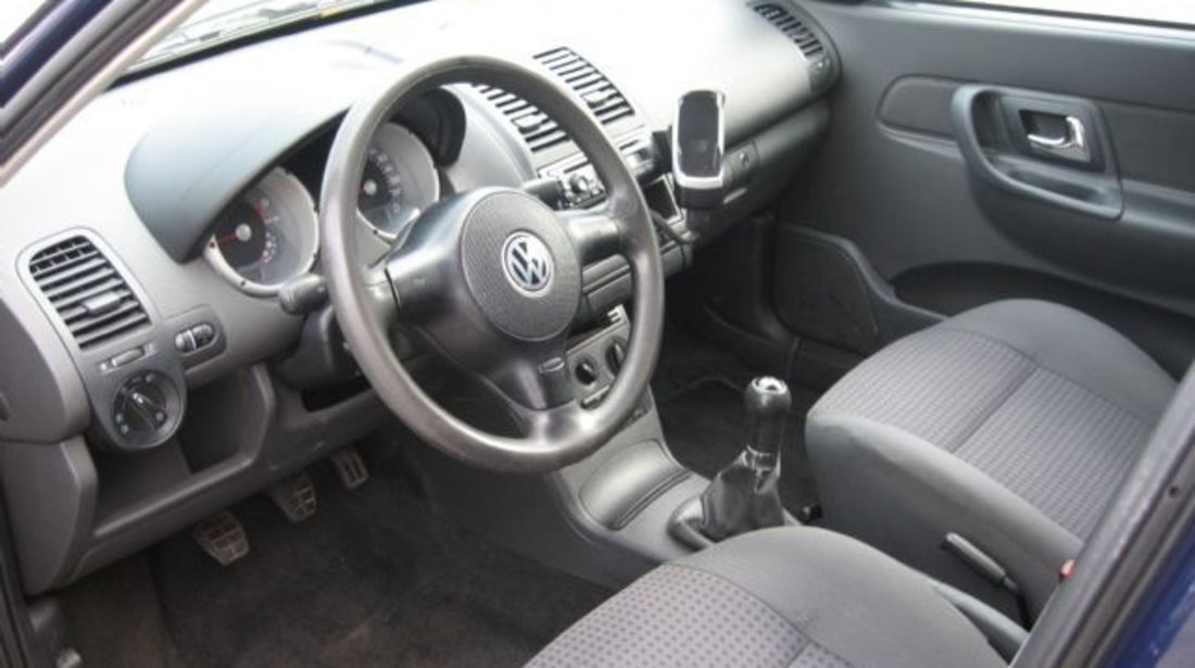 Dezmembrez Volkswagen Polo variant 1 9sdi 2001
