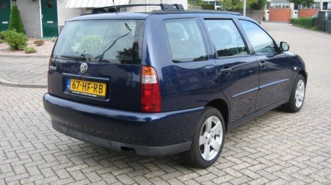 Dezmembrez Volkswagen Polo variant 1 9sdi 2001