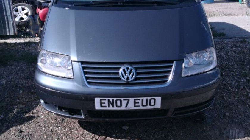 Dezmembrez Volkswagen Sharan