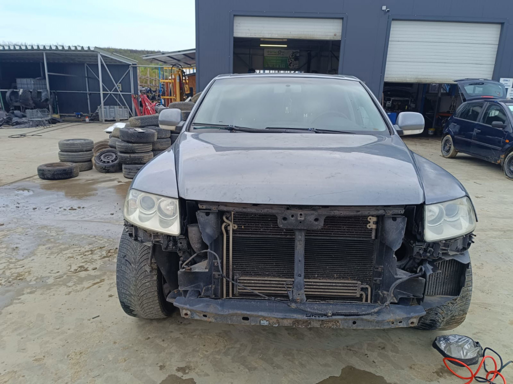 Dezmembrez Volkswagen Touareg (7LA, 7L6) [Fabr 2003-2010]