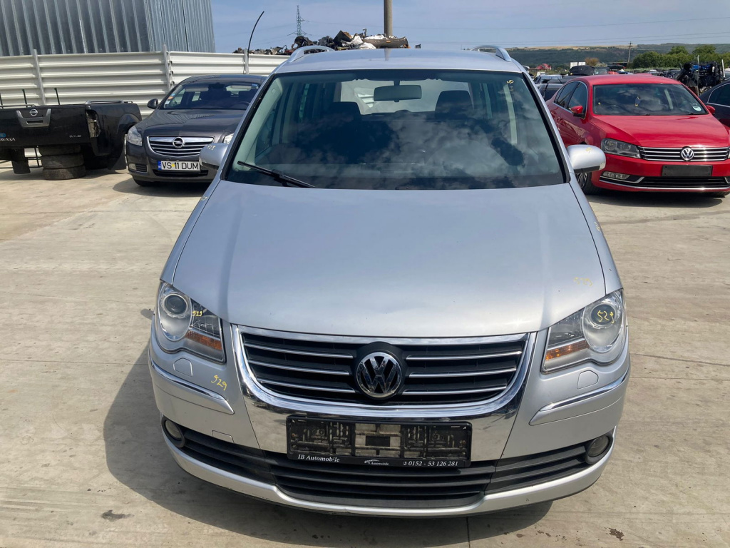 Dezmembrez Volkswagen Touran (1T1, 1T2) [Fabr 2003-2010]