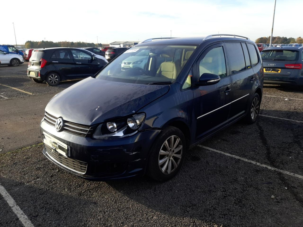 Dezmembrez Volkswagen Touran (1T3) [Fabr 2010-2015]