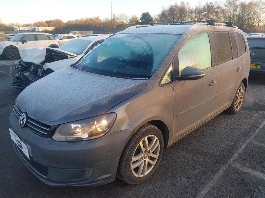 Dezmembrez Volkswagen Touran (1T3) [Fabr 2010-2015]