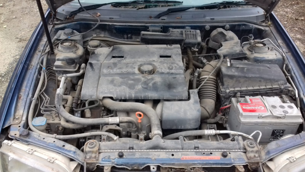 Dezmembrez Volvo S40 1 (VS) 1995 - 2004 1.8 i None( CP: None, KW: None, CCM: None ) Benzina