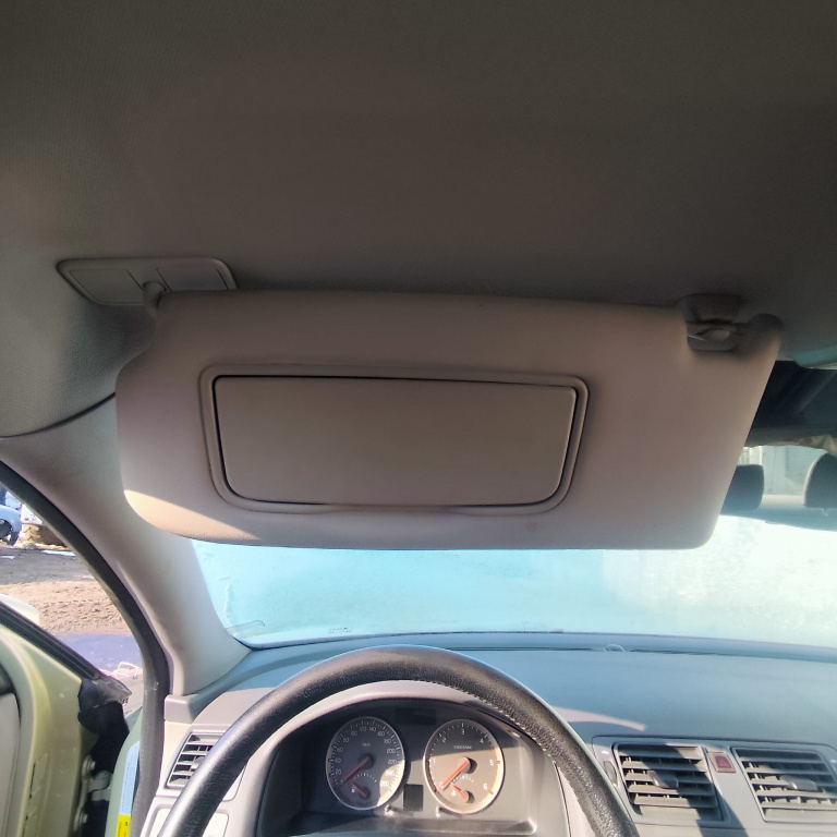 Dezmembrez Volvo S40 2 (MS) 2004 - 2012 1.6 D2 D 4162 T( CP: 115, KW: 84, CCM: 1560 ) Motorina