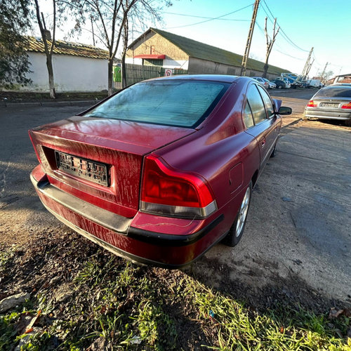 Dezmembrez Volvo S60 1 2000 - 2009 2.4 B 5244 S( CP: 170, KW: 125, CCM: 2435 ) Benzina