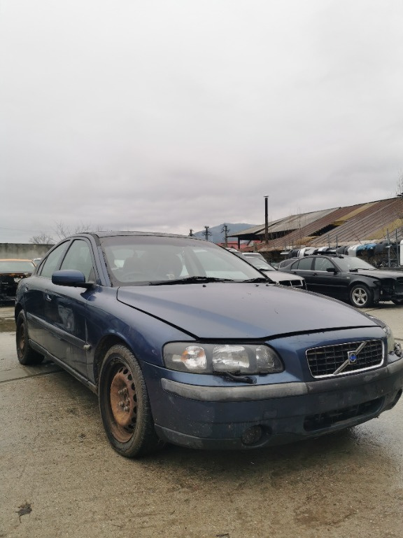 Dezmembrez Volvo S60 2.4 D 2003 Cod culoare 450-26