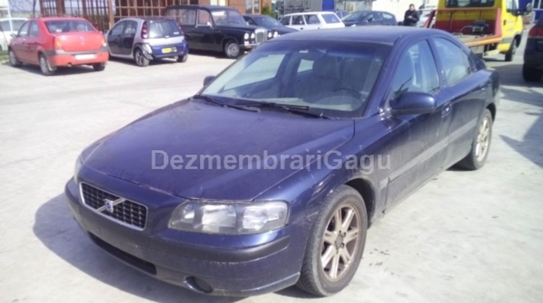 Dezmembrez Volvo S60 , an 2003