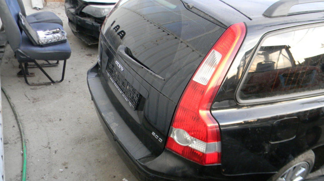 Dezmembrez Volvo V50 (MW) 2004 - Prezent 2.0 D D 4204 T ( CP: 136, KW: 100, CCM: 1998 ) Motorina