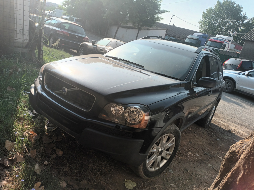 Dezmembrez Volvo XC90 1 2002 - Prezent D5 D 5244 T ( CP: 163, KW: 120, CCM: 2401 ) Motorina