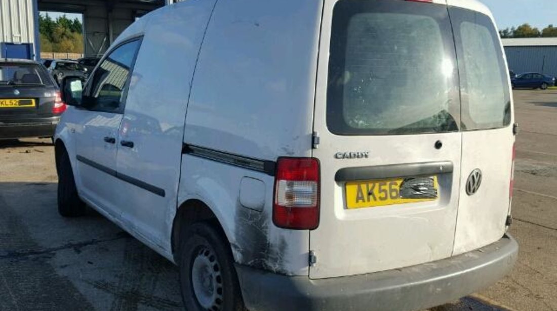 Dezmembrez Vw Caddy 1.6tdi