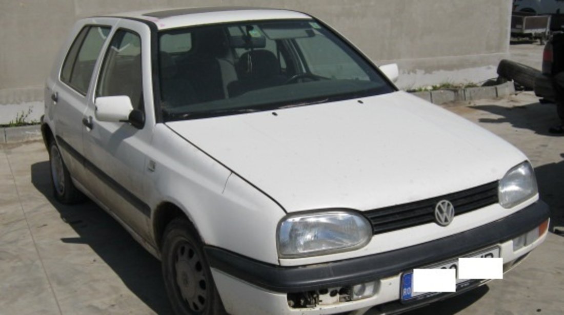 Dezmembrez VW Golf 3 din 1993 , 1.9d,