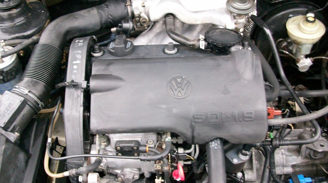 dezmembrez vw golf 3 motor 1,9 sdi