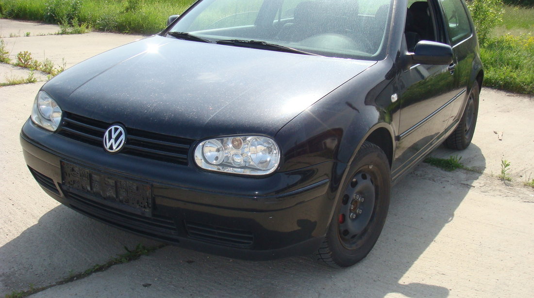 Dezmembrez VW Golf 4 1.4 benzina an 2003